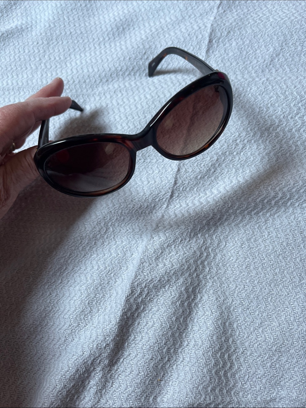 Liz Claiborne sunglasses